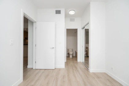 Basement Recreation Room Photo of 606 567 Clarke Road, Coquitlam, BC