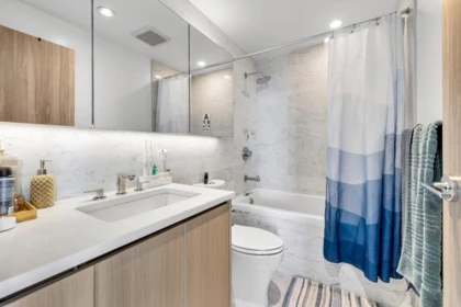 Bedroom 3 Photo of 4207 4720 Lougheed Highway, Burnaby, BC