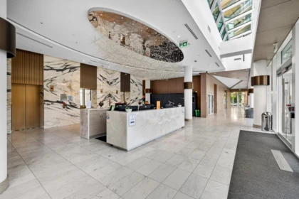 Entry Foyer Photo of 4207 4720 Lougheed Highway, Burnaby, BC