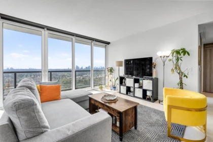 4207 4720 Lougheed Highway, Burnaby, BC, Burnaby — Apartment/Condo for sale