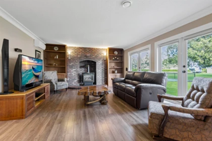 Breakfast Nook Photo of 1404 Townline Road, Abbotsford, BC