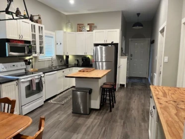 Street View Photo of 1404 Townline Road, Abbotsford, BC