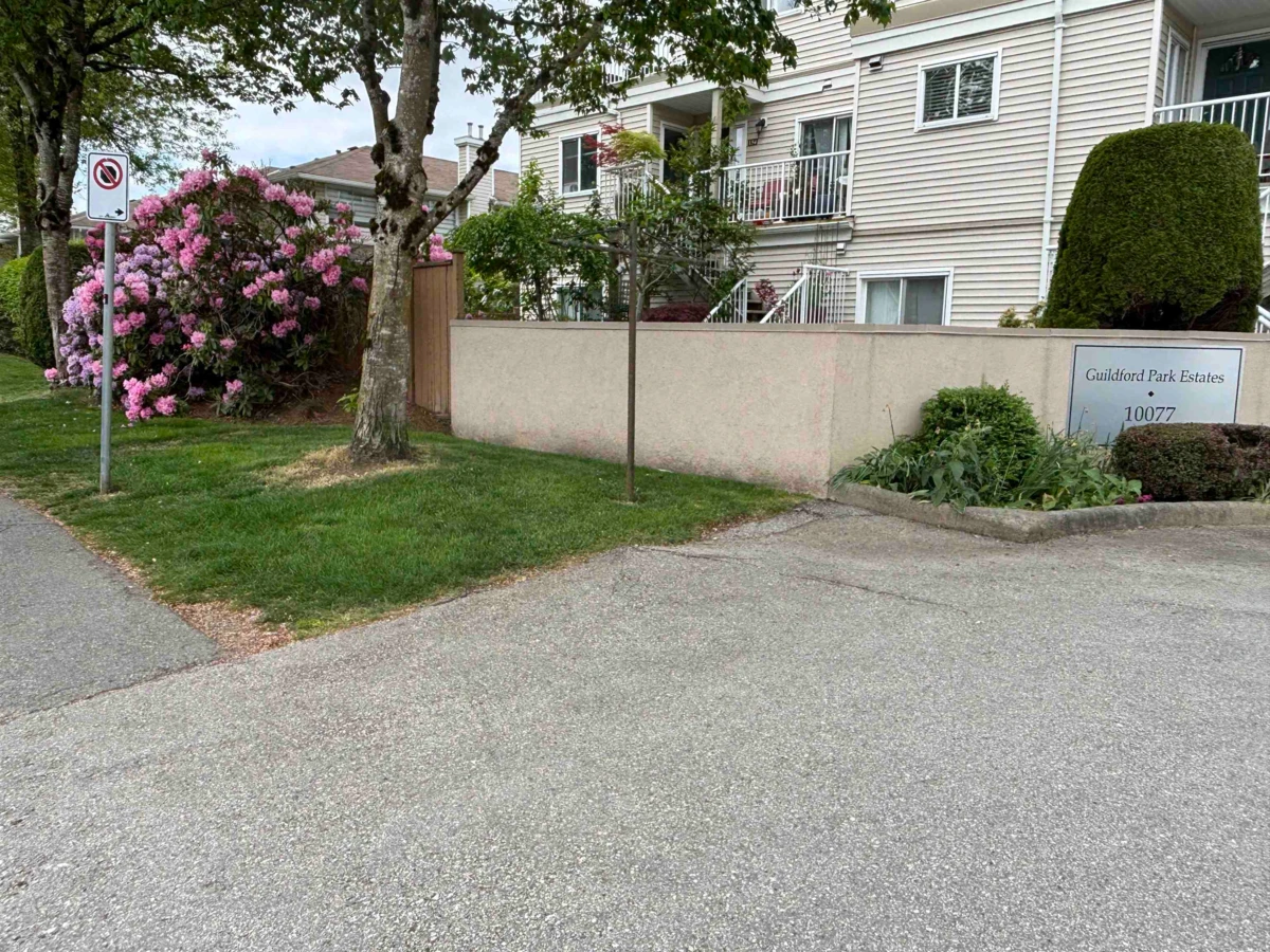 Family Room Photo of 158 10077 156 Street, Surrey, BC