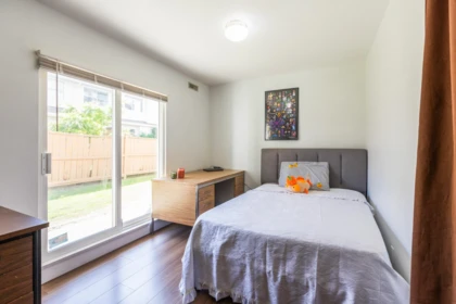 Fitness Center Photo Near 158 10077 156 Street, Surrey, BC