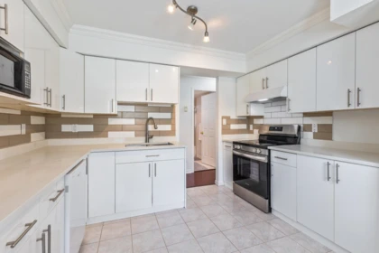 Laundry Room Photo of 158 10077 156 Street, Surrey, BC