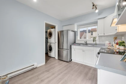 Kitchen Island Photo of 6226 E Greenside Drive, Surrey, BC