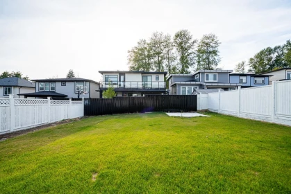 Hot Tub / Spa Photo of 1715 167 Street, Surrey, BC