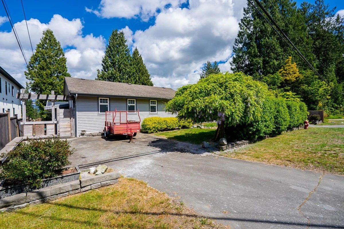 Exterior Rear Photo of 20571 46a Avenue, Langley, BC