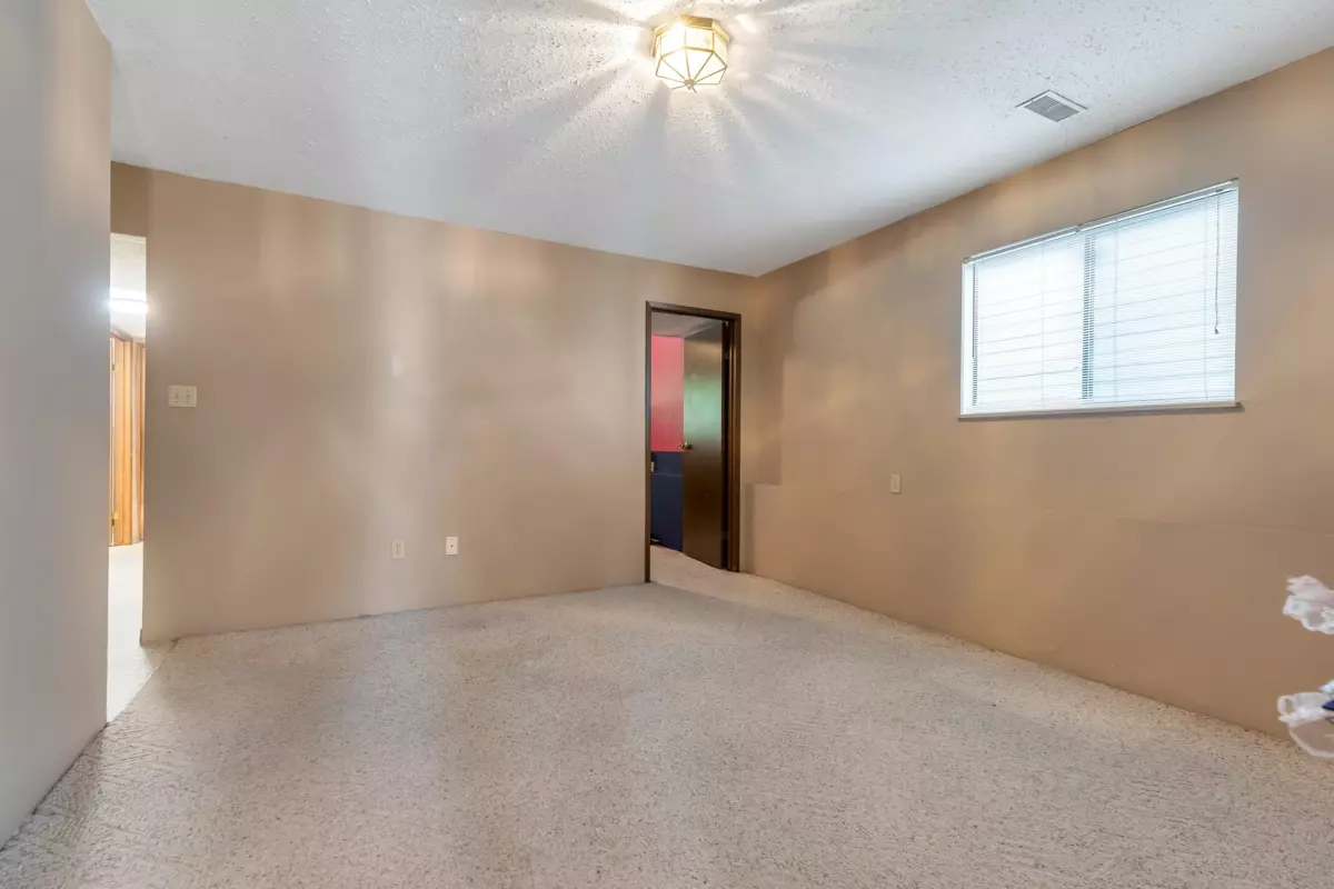 Dining Area Photo of 10981 63 Avenue, Delta, BC