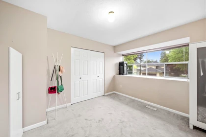 Primary Bathroom Photo of 10898 160a Street, Surrey, BC