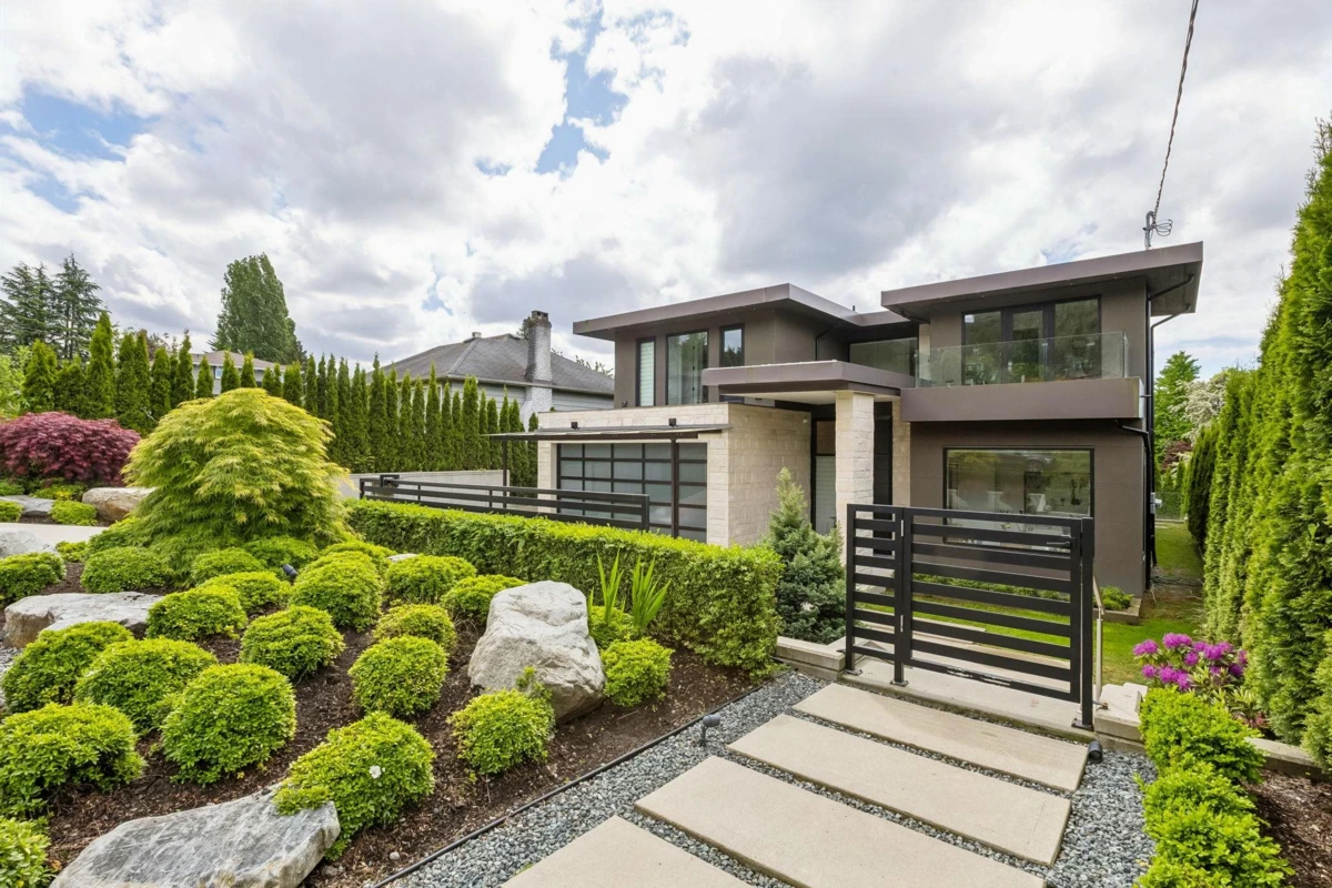 Exterior Rear Photo of 2256 Jefferson Avenue, West Vancouver, BC