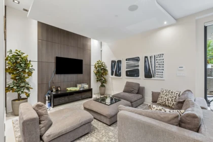 Basement Recreation Room Photo of 2256 Jefferson Avenue, West Vancouver, BC