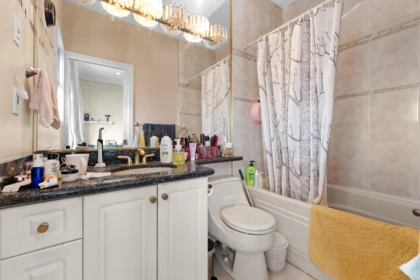Laundry Room Photo of 104 E 63rd Avenue, Vancouver, BC