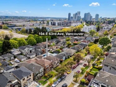 Outdoor Deck Photo of 104 E 63rd Avenue, Vancouver, BC