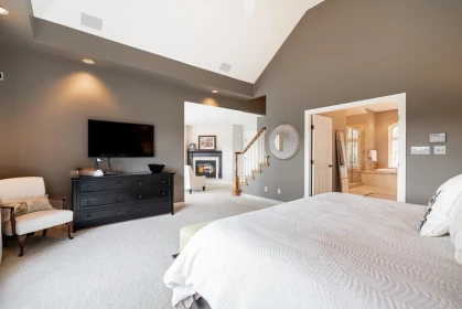 Entry Foyer Photo of 7976 Government Road, Burnaby, BC
