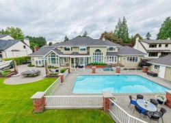 7976 Government Road, Burnaby, BC