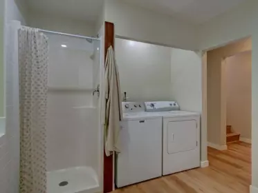Pantry Photo of 5 822 Gibsons Way, Gibsons, BC