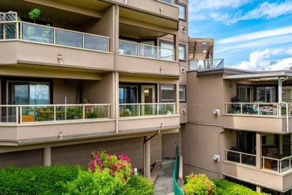 Garden / Landscaping Photo of 403 78 Richmond Street, New Westminster, BC