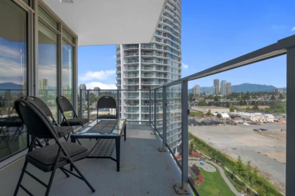 1106 7769 Park Crescent, Burnaby, BC, Burnaby — Apartment/Condo for sale