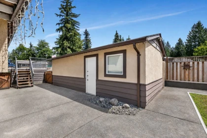 Garden / Landscaping Photo of 4652 203 Street, Langley, BC