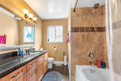 Walk-In Closet Photo of 4652 203 Street, Langley, BC
