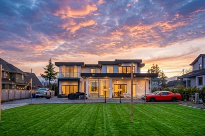 Swimming Pool Photo of 11500 Blundell Road, Richmond, BC