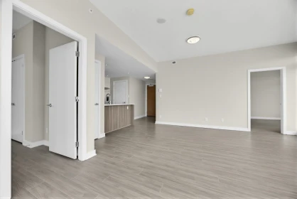4103 4900 Lennox Lane, Burnaby, BC, Burnaby — Apartment/Condo for sale
