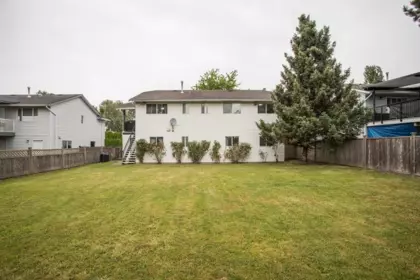 Garden / Landscaping Photo of 20118 Ospring Street, Maple Ridge, BC