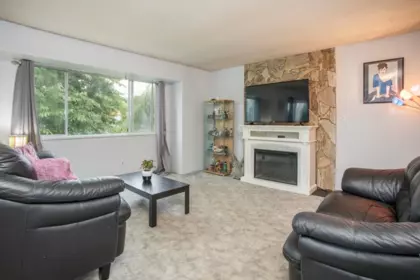 Primary Bedroom Photo of 20118 Ospring Street, Maple Ridge, BC