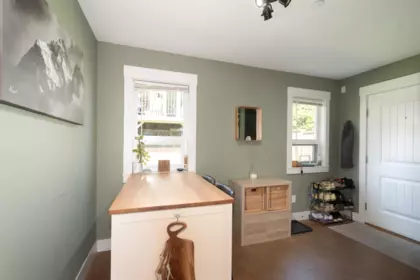 Hot Tub / Spa Photo of 3908 Blenheim Street, Vancouver, BC