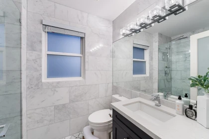 Laundry Room Photo of 1075 Esplanade Avenue, West Vancouver, BC