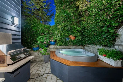 Mudroom Photo of 1075 Esplanade Avenue, West Vancouver, BC