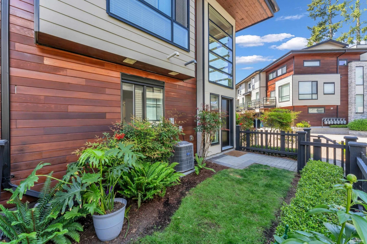 Exterior Rear Photo of 17 15688 28 Avenue, Surrey, BC