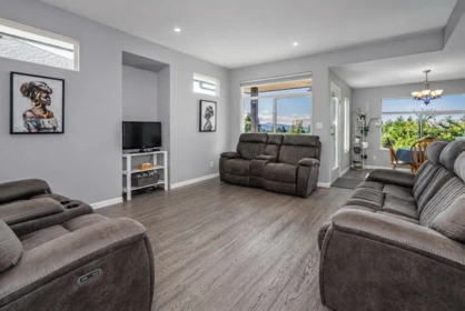 33764 Blueberry Drive, Mission, BC, Mission — Single Family Residence for sale