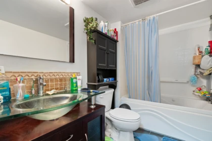 Powder Room Photo of 41023 Yale Road, Chilliwack, BC