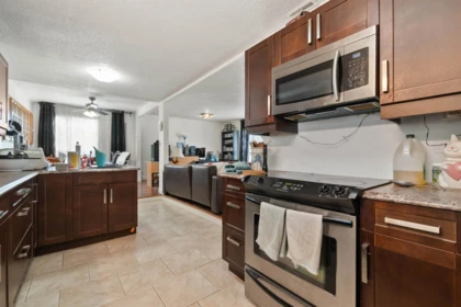 Primary Bedroom Photo of 41023 Yale Road, Chilliwack, BC