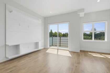 Breakfast Nook Photo of 18 177 175a Street, Surrey, BC