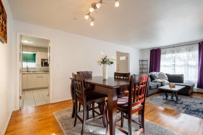 Pantry Photo of 1407 E 12th Avenue, Vancouver, BC