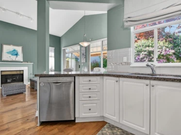 Breakfast Nook Photo of 29 5221 Oakmount Crescent, Burnaby, BC
