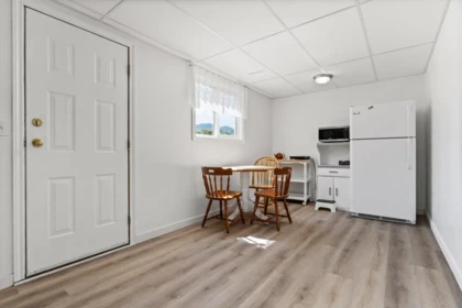 Garage Interior Photo of 45322 Balmoral Avenue, Chilliwack, BC