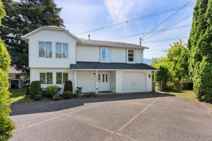45322 Balmoral Avenue, Chilliwack, BC, Chilliwack — Single Family Residence for sale