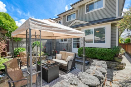 Office / Den Photo of 326 E 12th Street, North Vancouver, BC