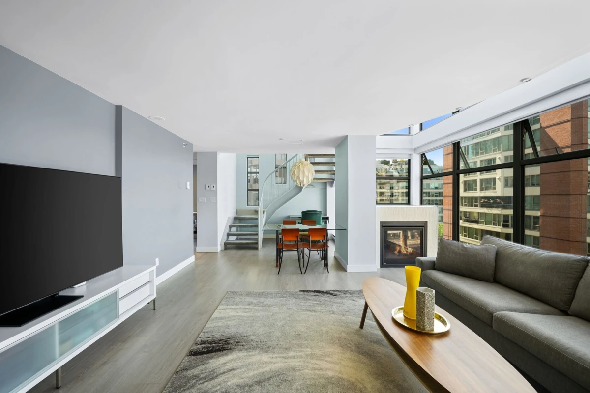 Living Room Photo of 509 990 Beach Avenue, Vancouver, BC
