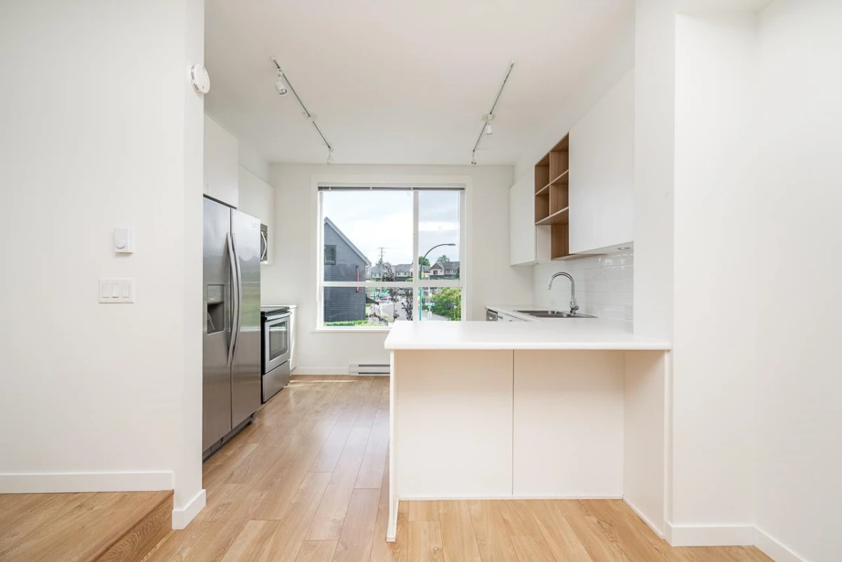 Dining Area Photo of 40 19159 Watkins Drive, Surrey, BC