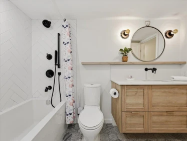 Office / Den Photo of 207 1925 W 2nd Avenue, Vancouver, BC