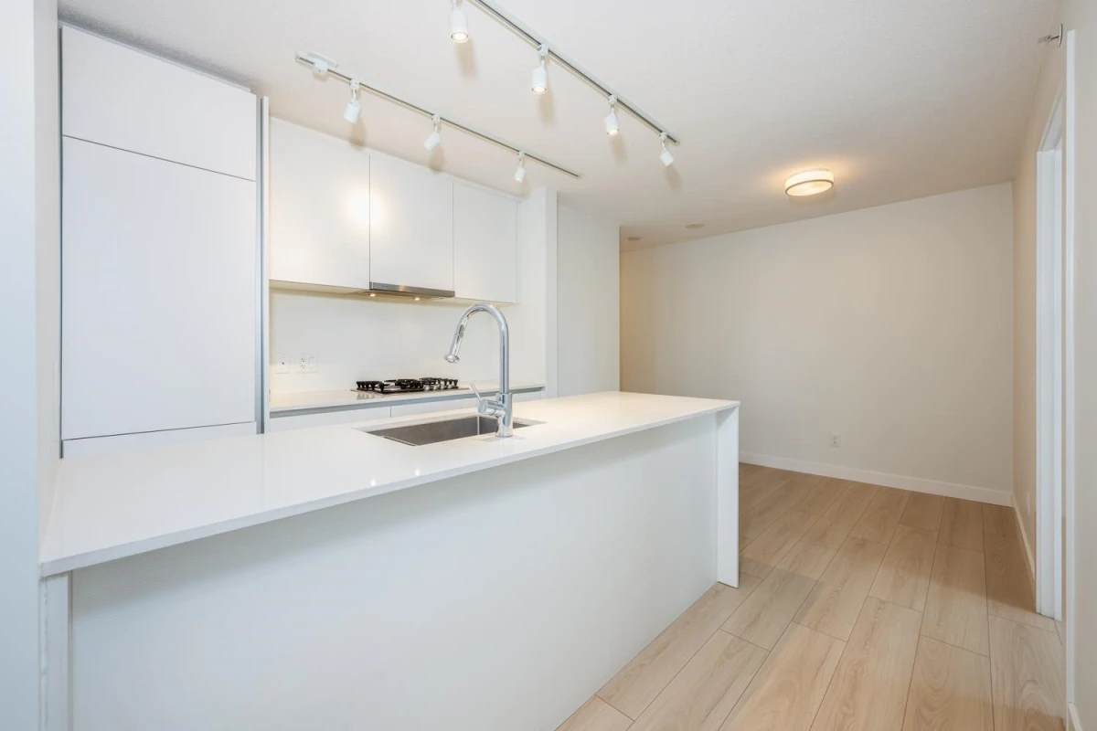 Dining Area Photo of 1005 988 Quayside Drive, New Westminster, BC