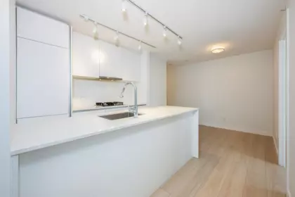 1005 988 Quayside Drive, New Westminster, BC, New Westminster — Apartment/Condo for sale
