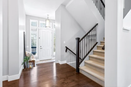 Entry Foyer Photo of 16088 28b Avenue, Surrey, BC