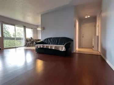 Entry Foyer Photo of 11 5740 Hastings Street, Burnaby, BC