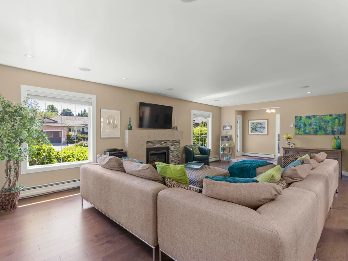 Dining Area Photo of 12 Sennok Crescent, Vancouver, BC
